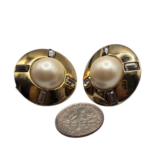 Imitation Pearl Earrings Baguette Rhinestones Round Dome Vintage Clip On - Picture 8 of 9